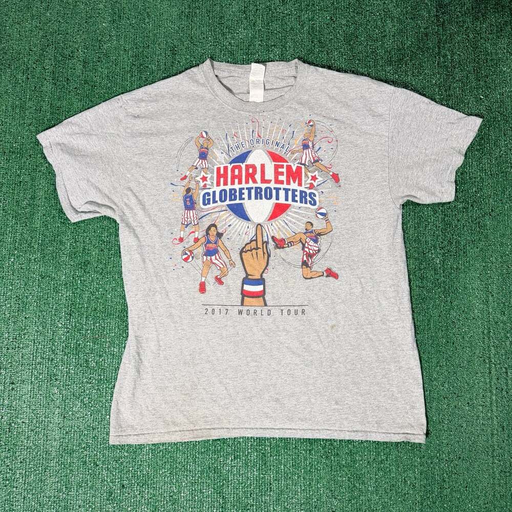 Harlem Globetrotters 2017 World Tour Gray Graphic T-Shirt L